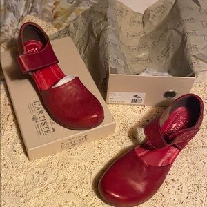 Women’s comfort wedge